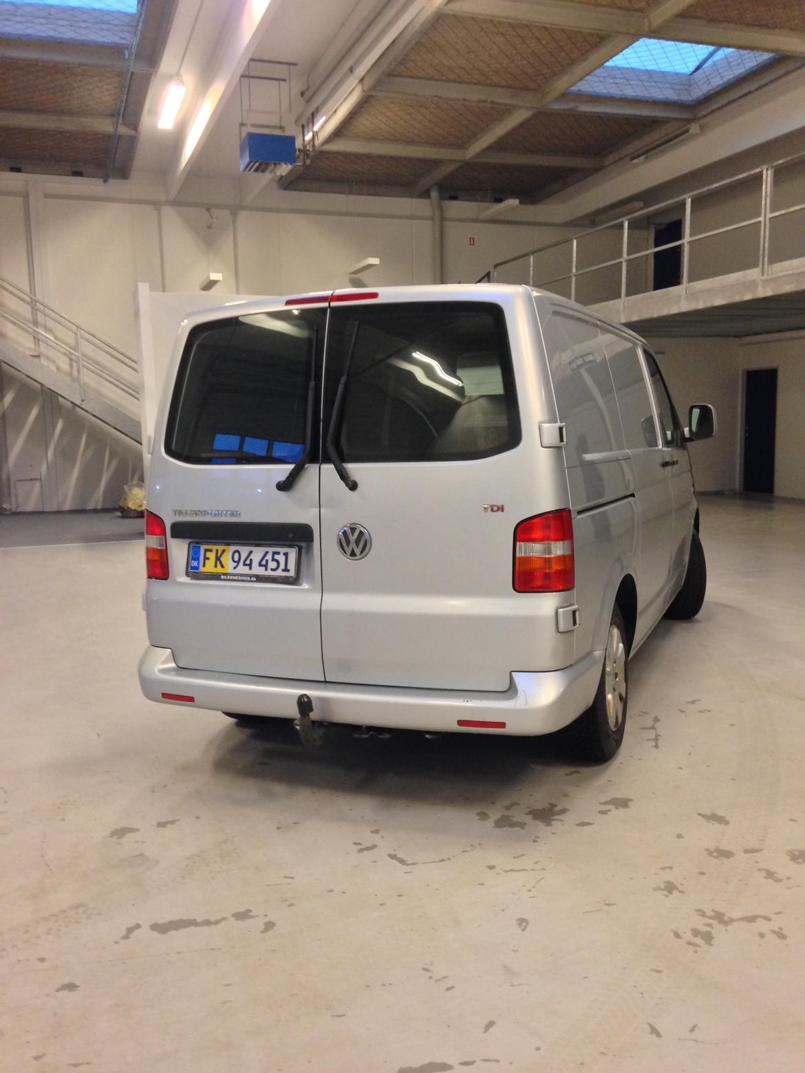 VW Transporter 2.5 TDI Kort Solgt billede 9