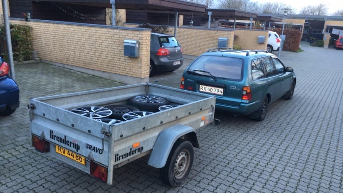 Toyota Corolla stationcar (Solgt) billede 1