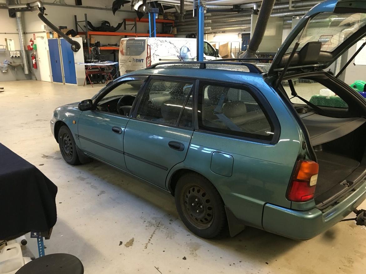 Toyota Corolla stationcar (Solgt) billede 6