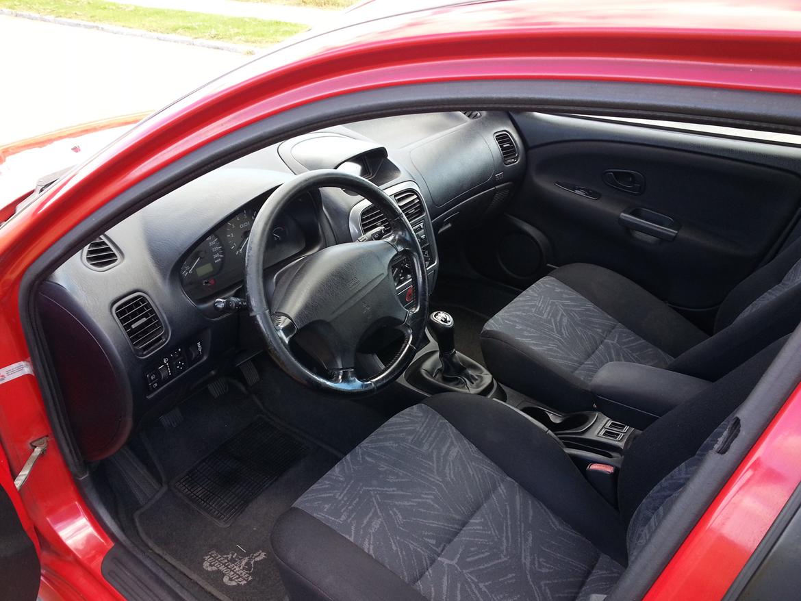 Mitsubishi Carisma, 1,8 GDi Sport,  billede 4