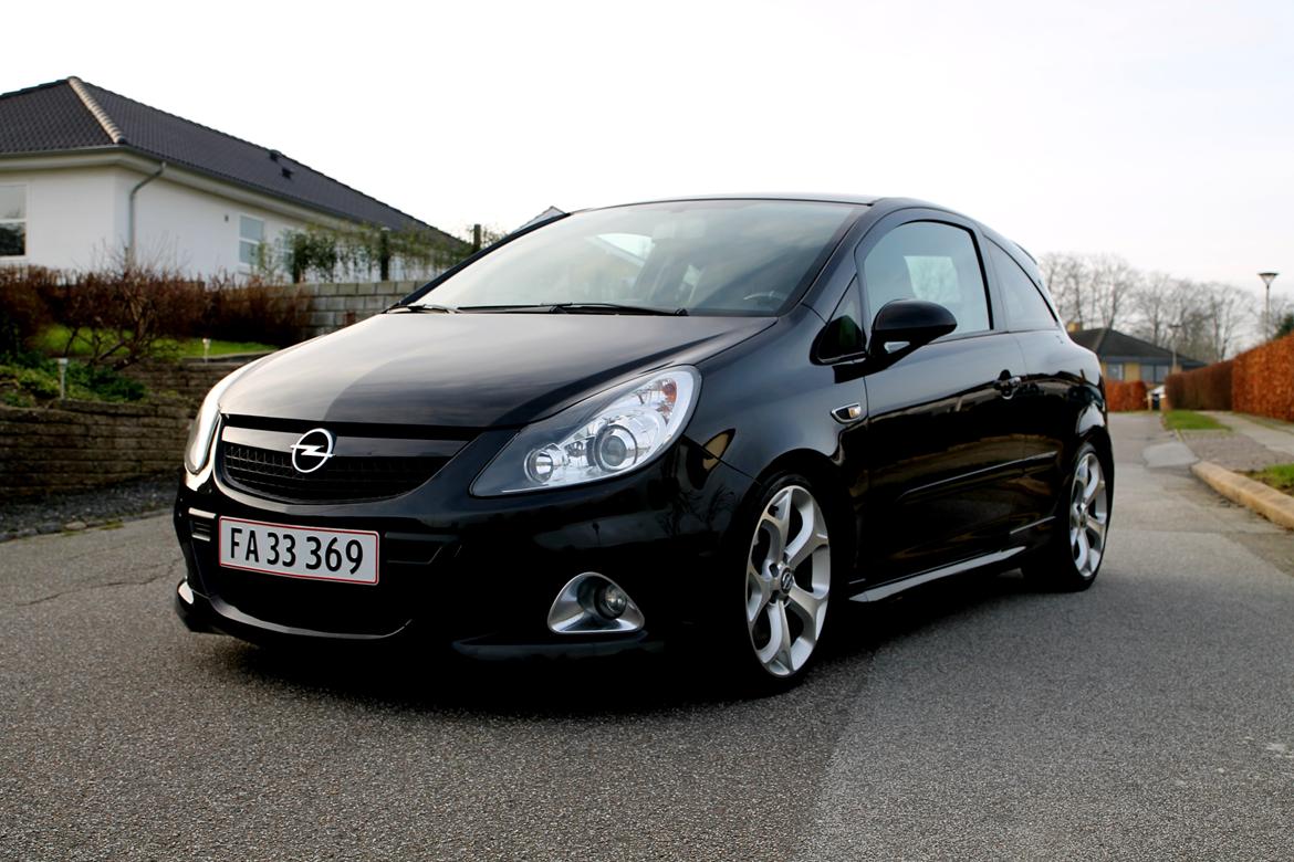 Opel Corsa D OPC - Den Sorte Enke billede 13