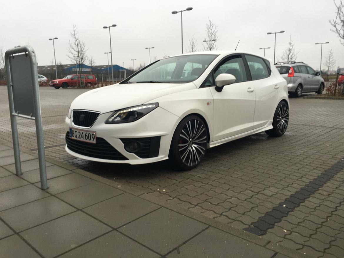 Seat Ibiza 6J Aerokit billede 1
