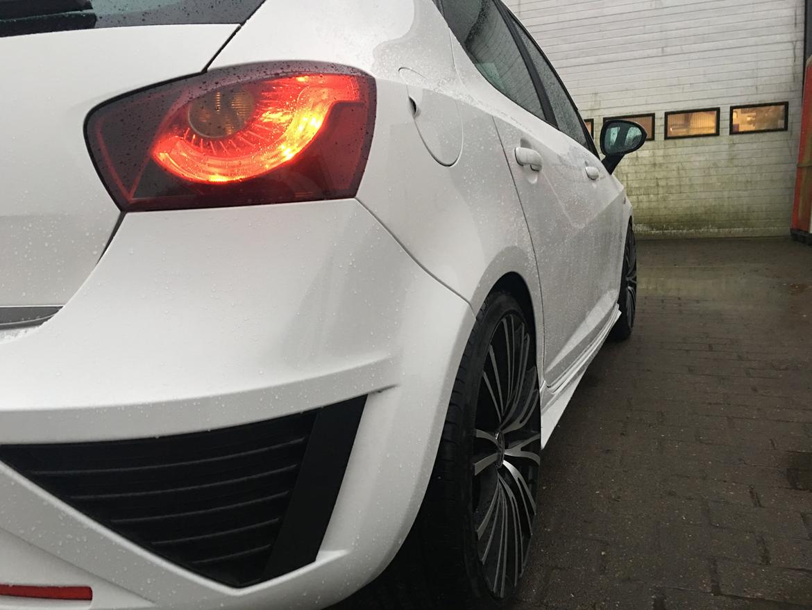 Seat Ibiza 6J Aerokit billede 7