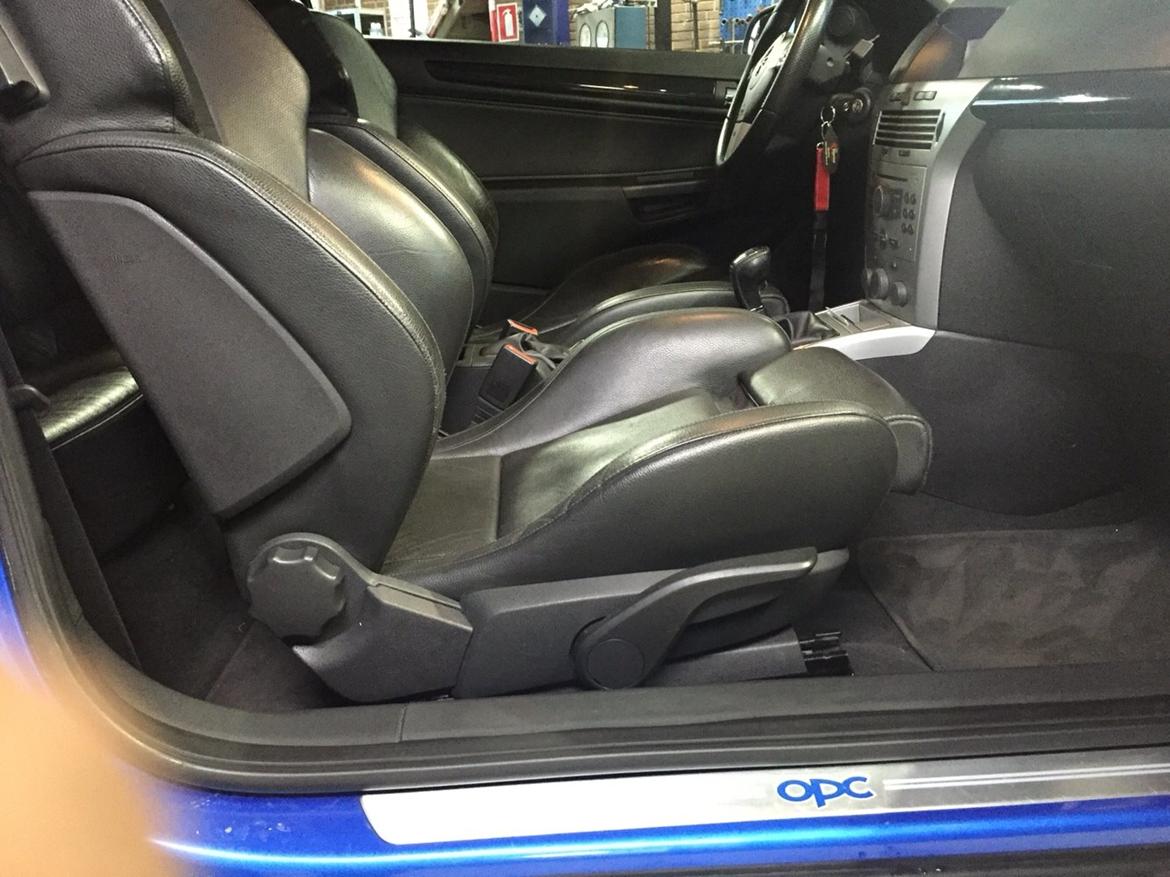 Opel Astra H OPC (solgt) billede 12