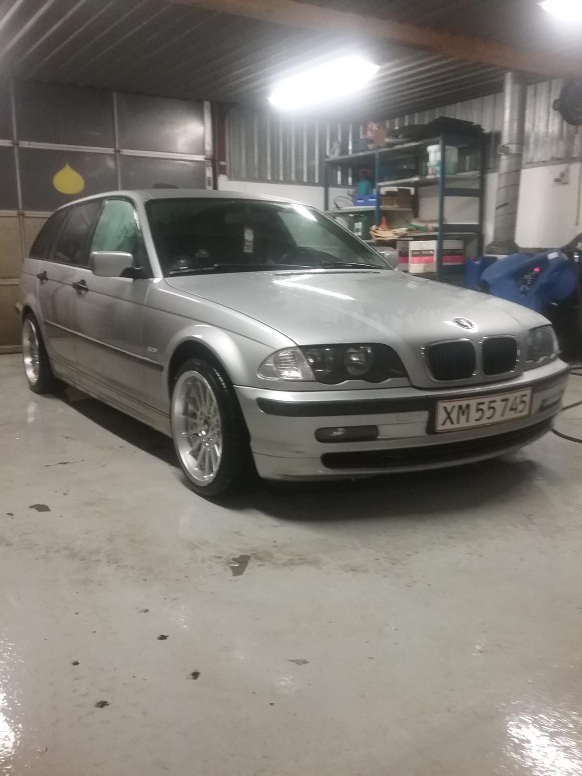 BMW e46 320d billede 1