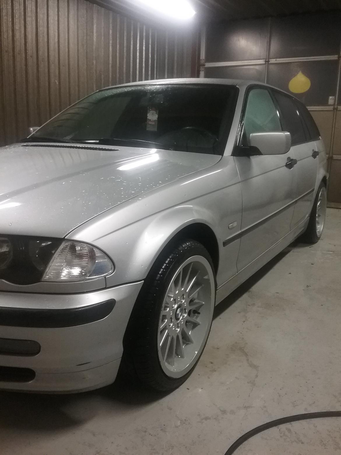 BMW e46 320d billede 2