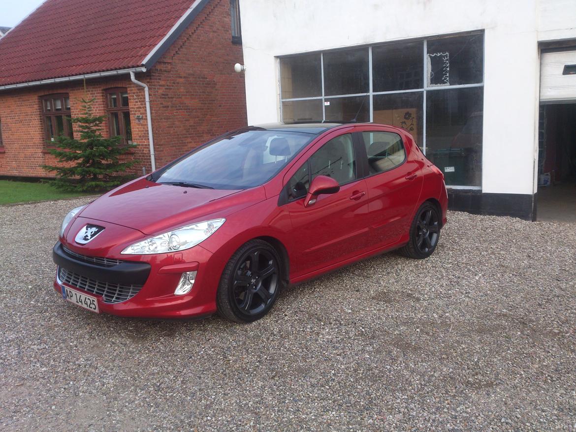 Peugeot 308 2.0 HDi Platinum billede 1