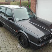 BMW E30 325tds (hverdagsvognen)