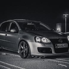 VW Golf V 