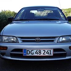 Toyota Corolla E100 "Tali" (DØD)