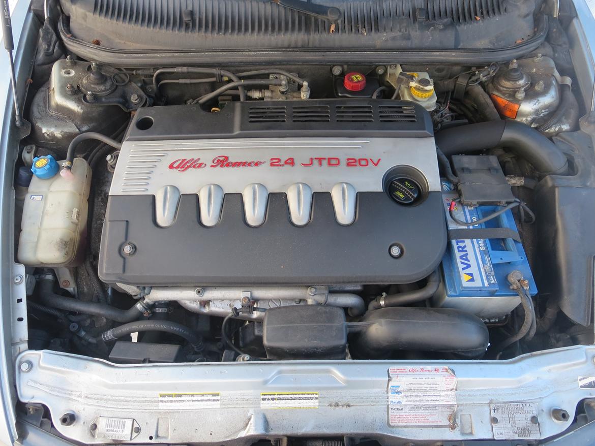 Alfa Romeo 156 RST 2.4 JTD 20V - 175 hk 385nm utrolig solid motor billede 12