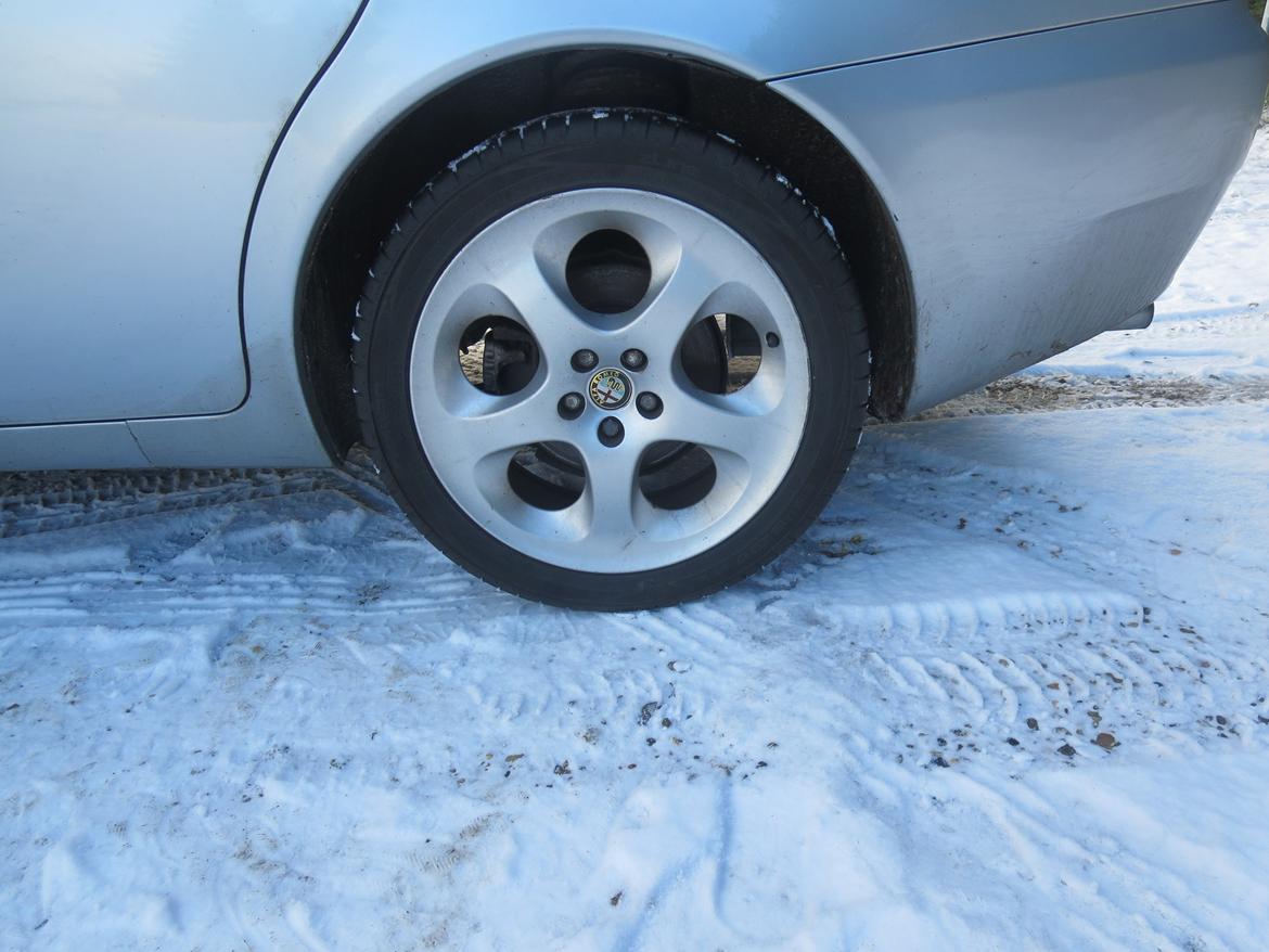 Alfa Romeo 156 RST 2.4 JTD 20V - Originale 17" selespeed fælge billede 14