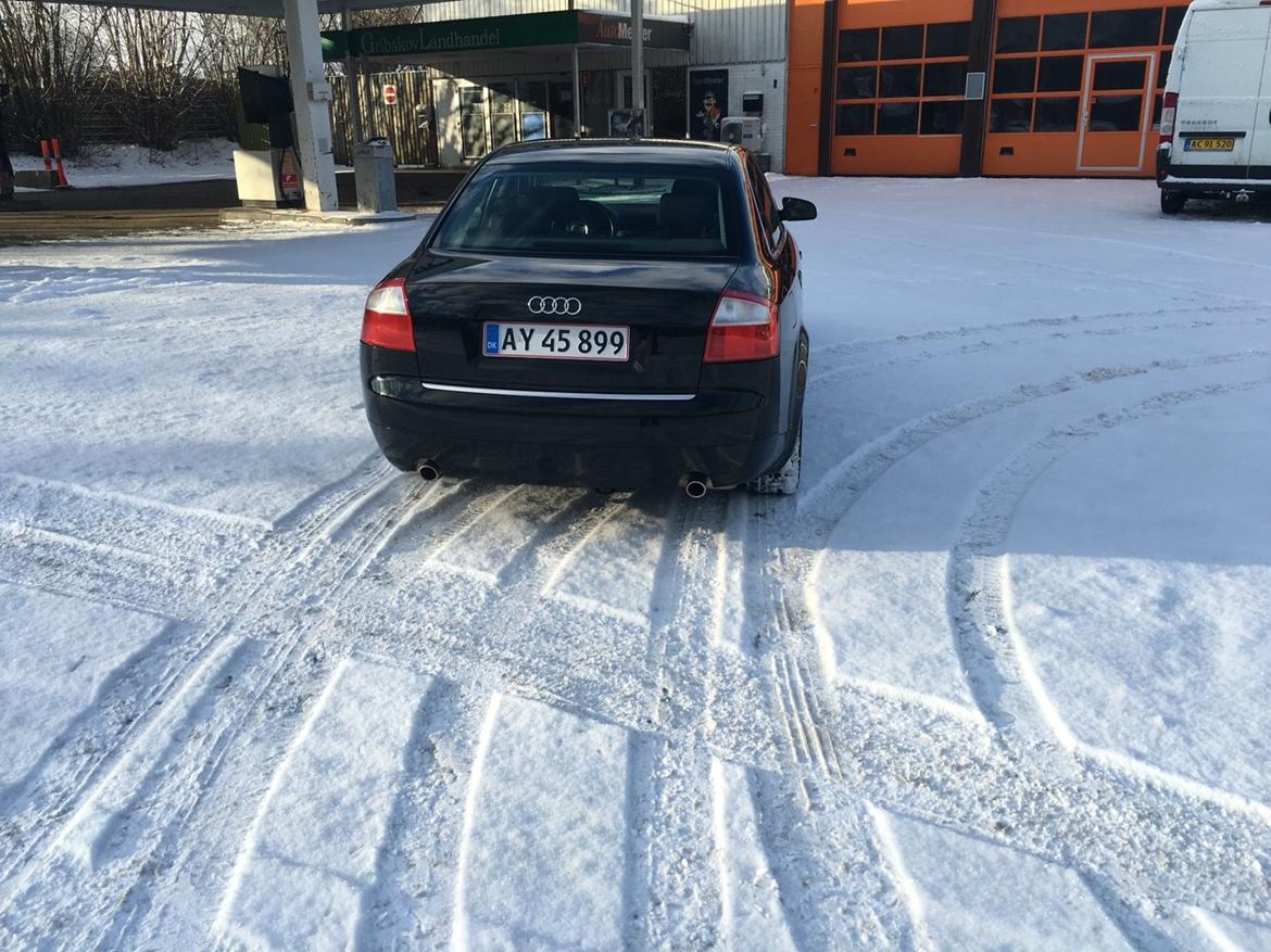 Audi A4 b6 1.8t Limosine billede 3