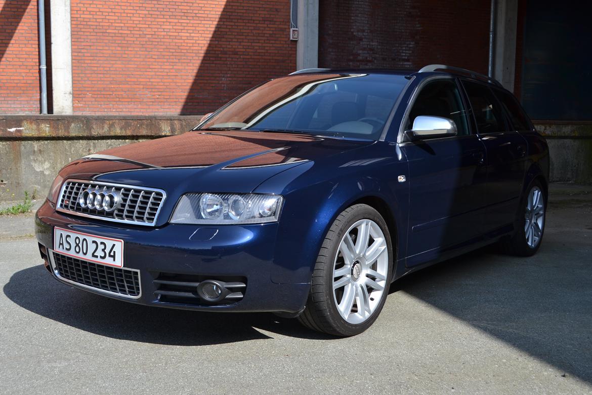 Audi S4 Avant Quattro billede 1