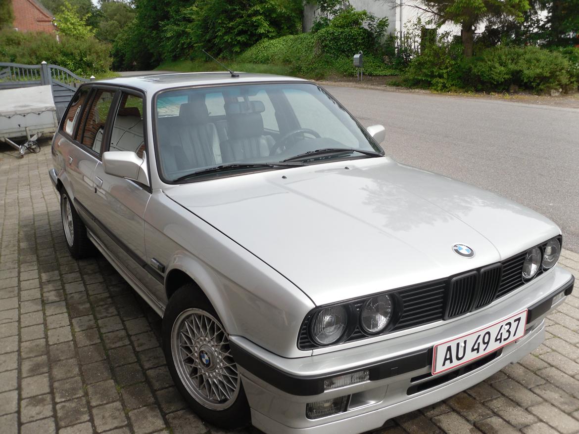 BMW E30 billede 1