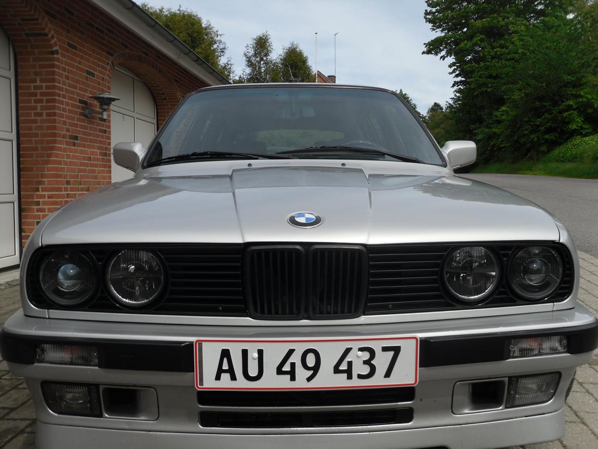 BMW E30 billede 3