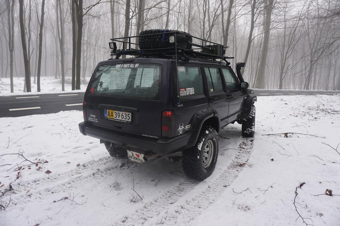 Jeep Cherokee XJ (Æh'jeeu) billede 3