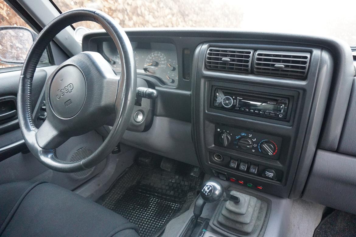 Jeep Cherokee XJ (Æh'jeeu) billede 7