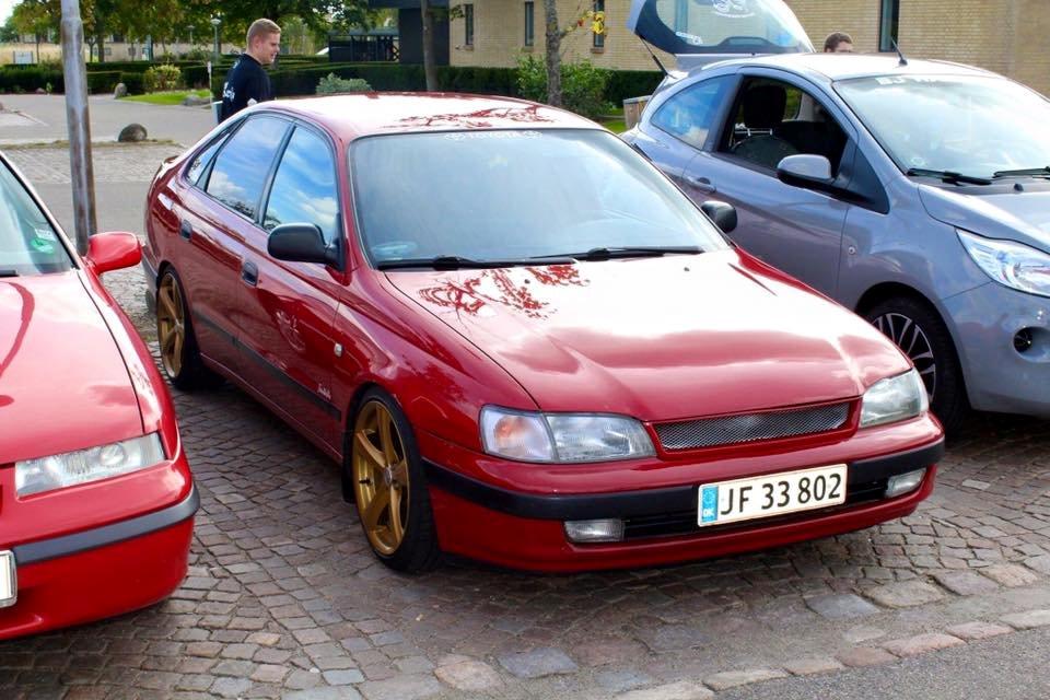 Toyota Carina E SOLGT billede 1