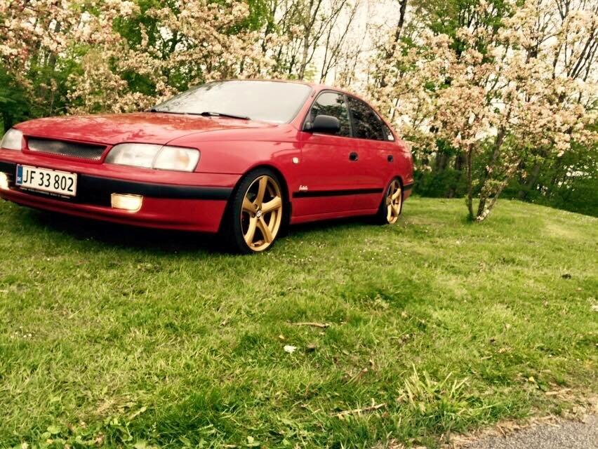 Toyota Carina E SOLGT billede 4