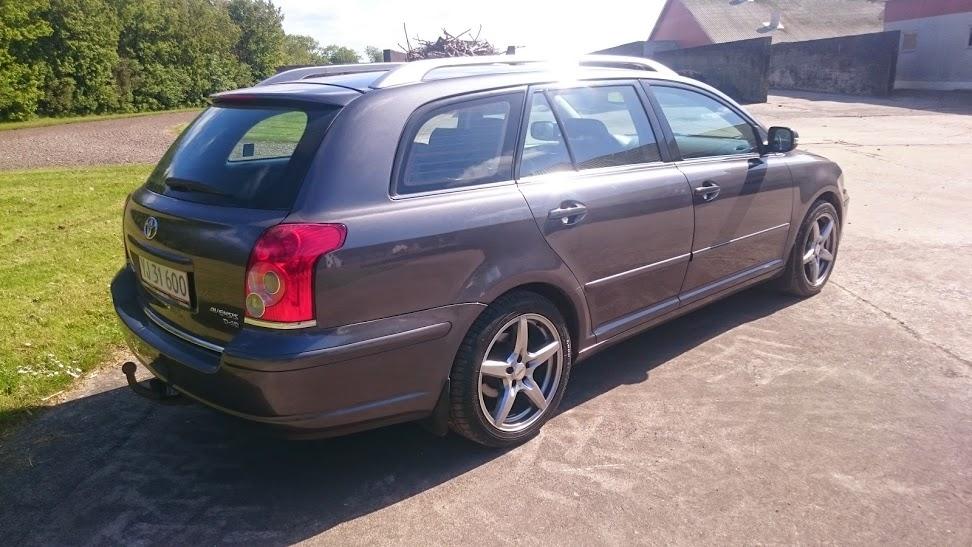 Toyota Avensis 2.0 D-4D billede 6
