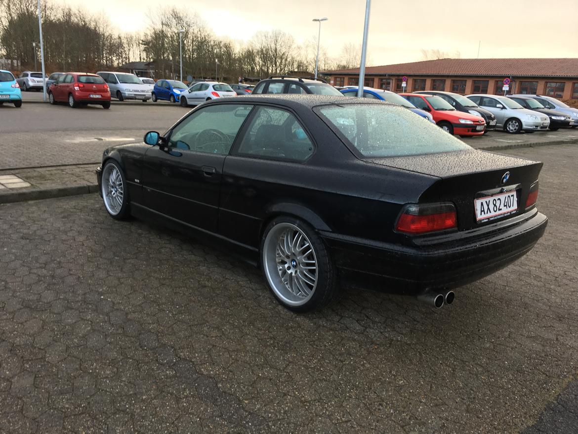 BMW E36 318is Coupé billede 12