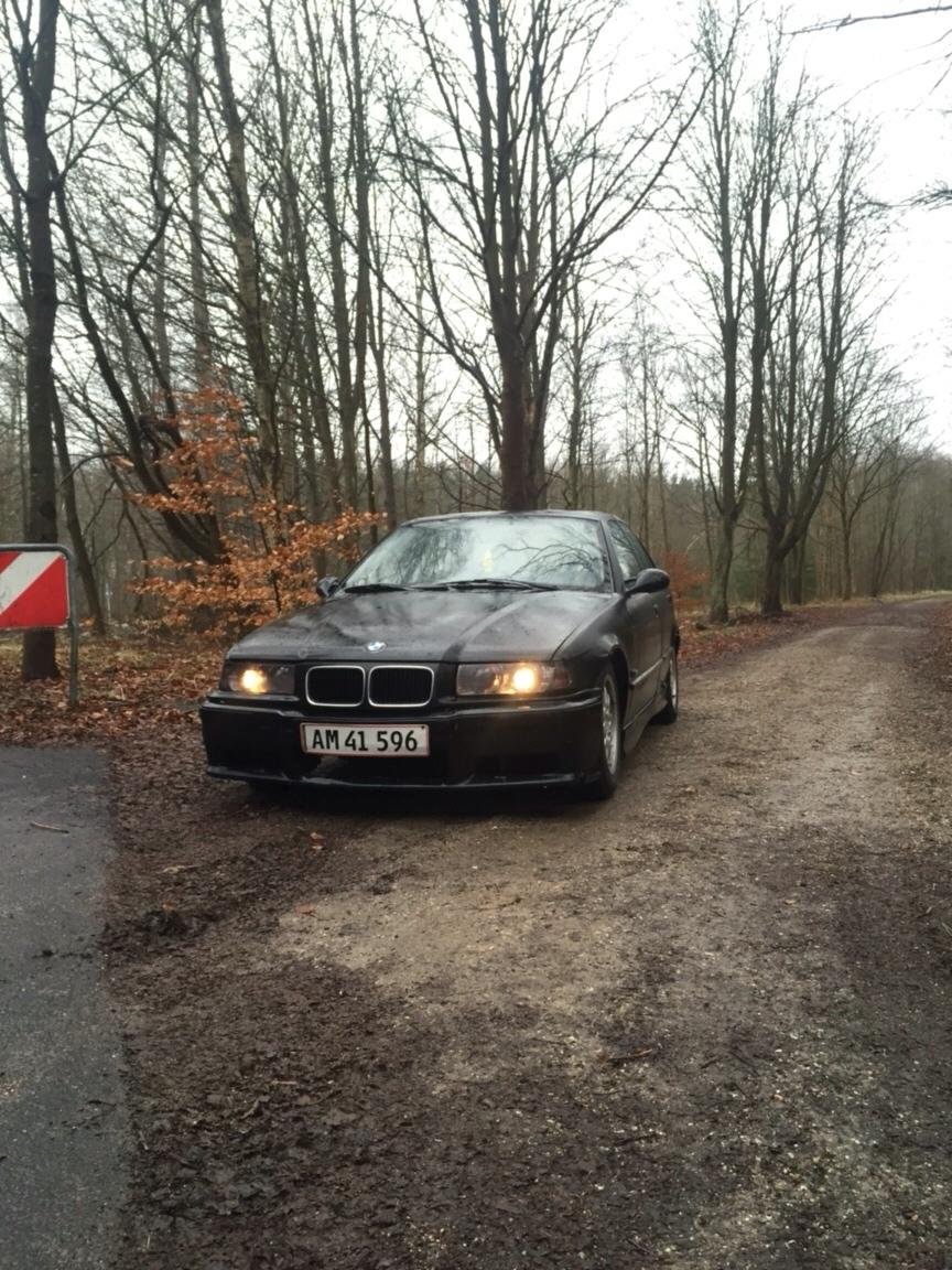 BMW 325i billede 4