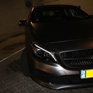 Mercedes Benz A180d