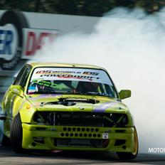 BMW E30 V8 Kompressor Drift