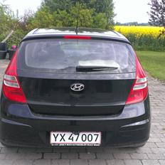 Hyundai I 30 1,4 benzin