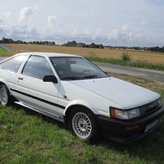 Toyota Corolla GT Coupe Ae86
