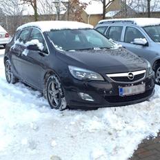 Opel Astra J - Sport
