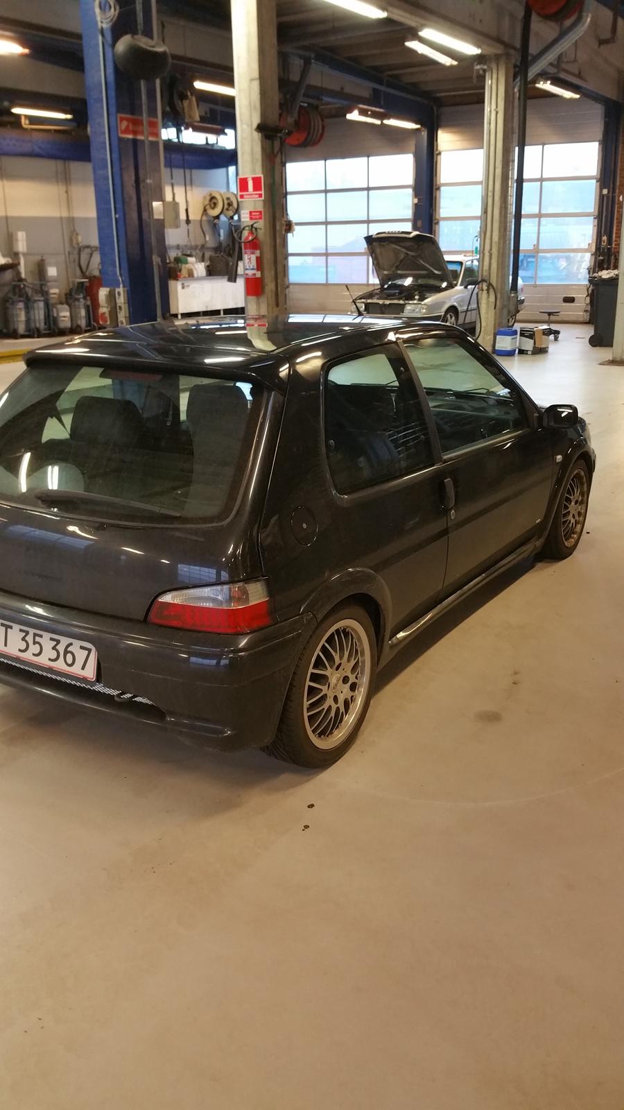 Peugeot 106 GTI billede 1