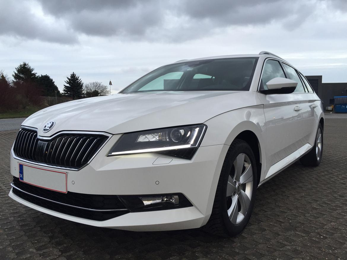 Skoda Superb Combi 1,8 TSI DSG Style billede 4