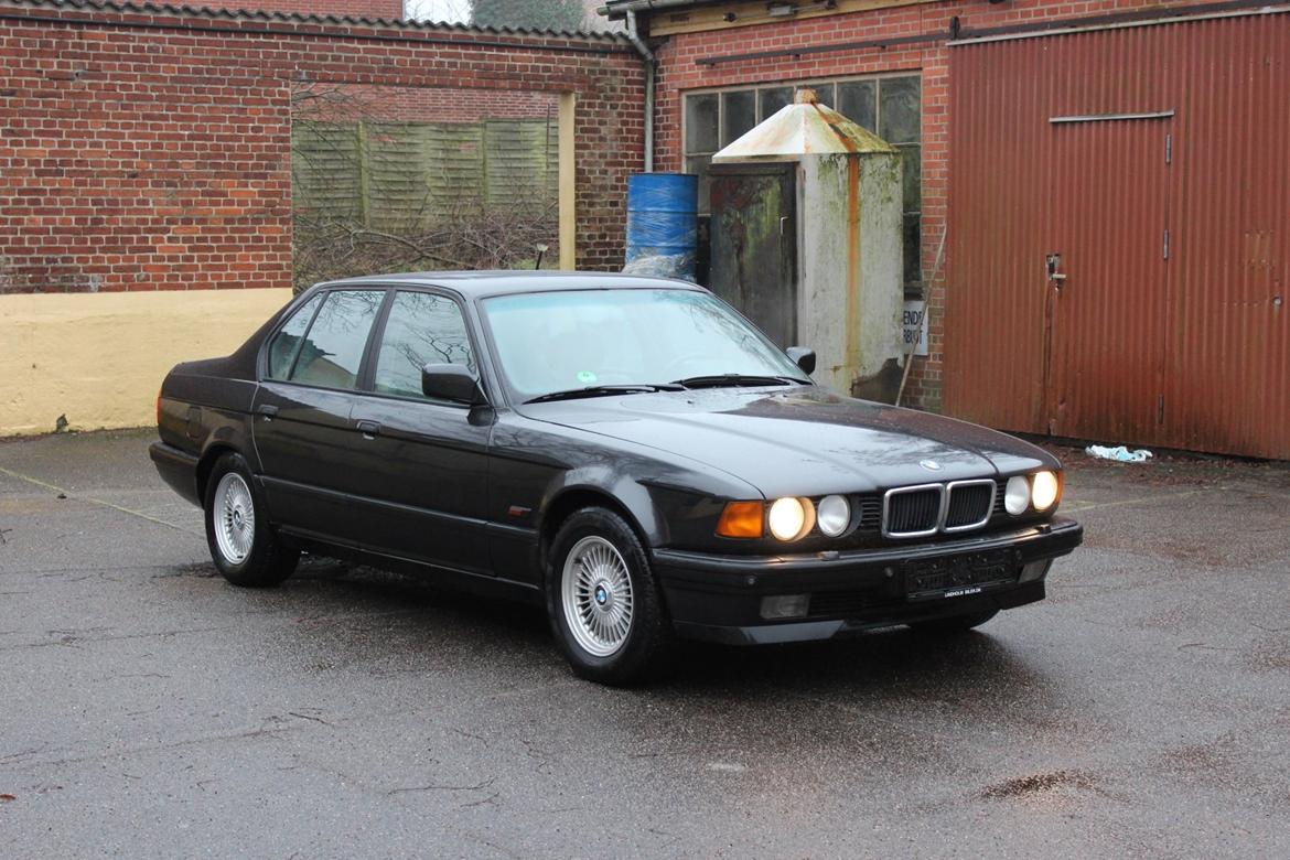 BMW E32 730i V8 billede 2