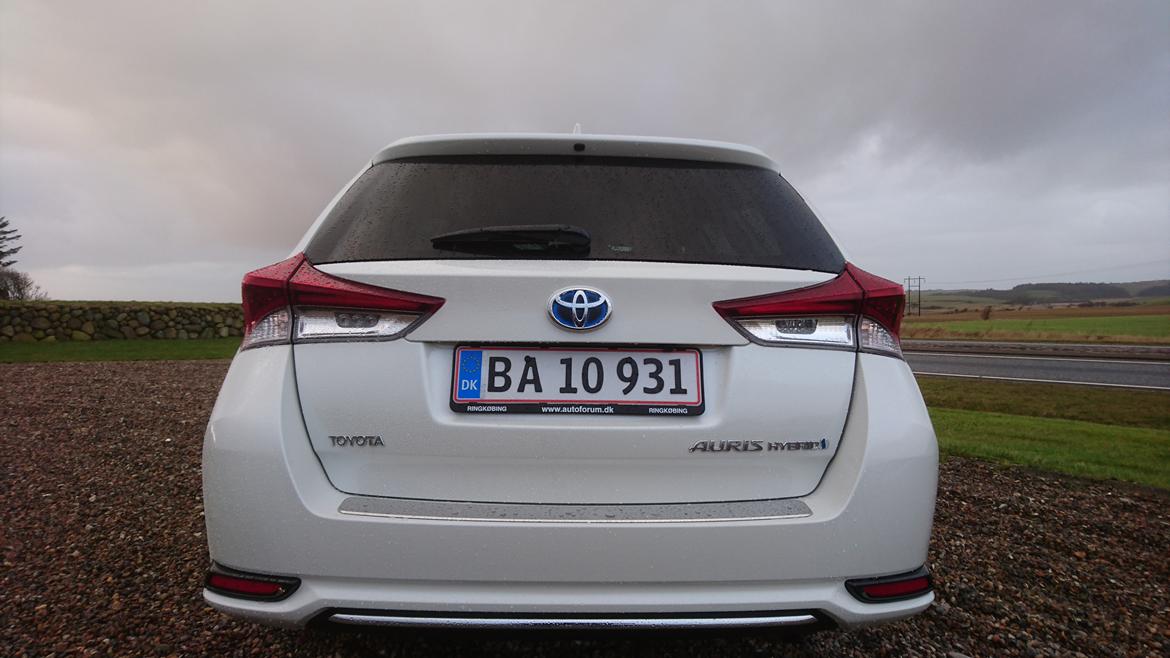 Toyota Auris Touring Sports Hybrid *solgt* billede 6