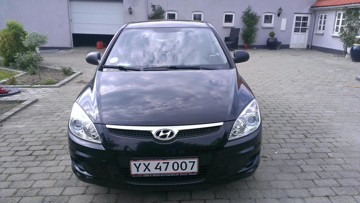 Hyundai I 30 1,4 benzin billede 1