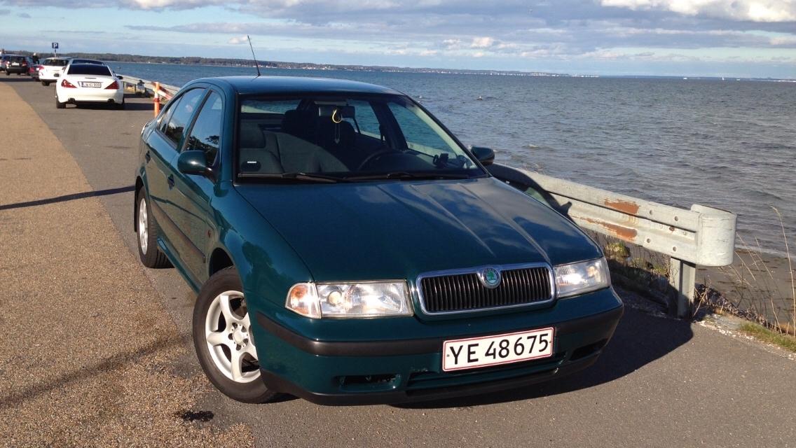 Skoda Octavia 1.6 GLX 8V SOLGT billede 11