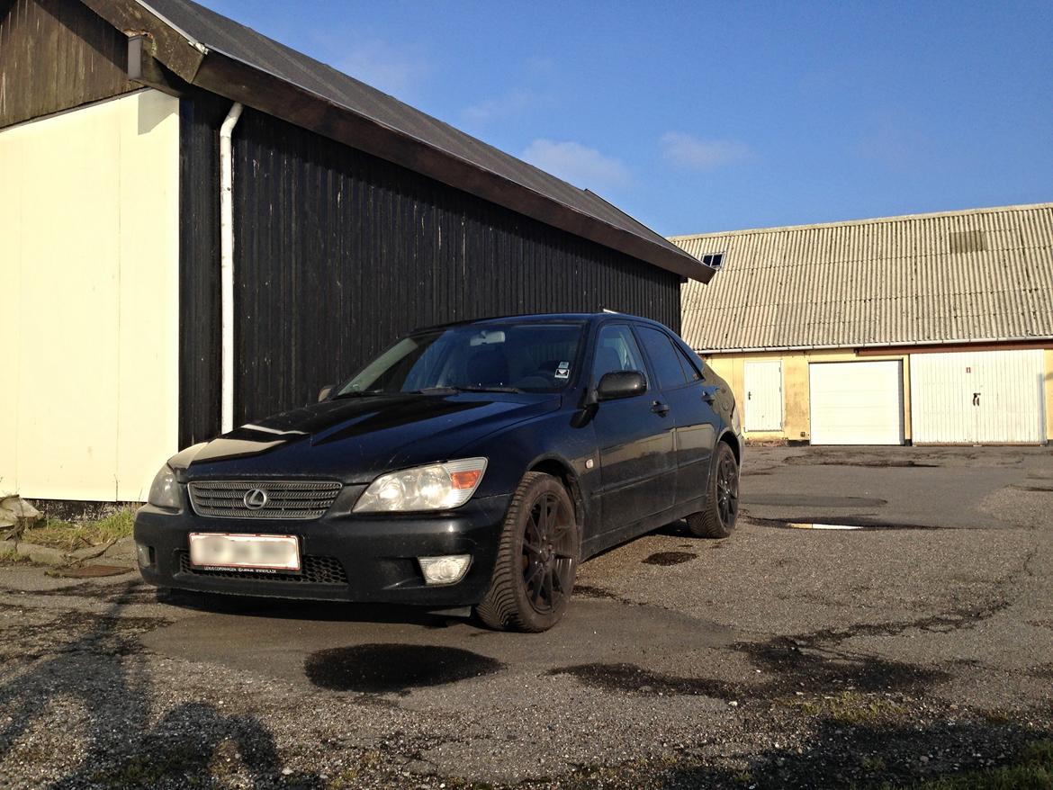 Lexus IS200 Sport billede 2