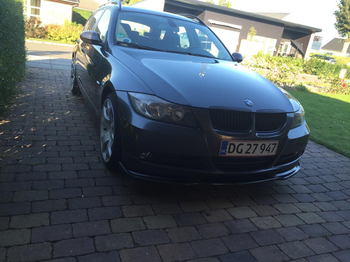 BMW E91 320d *SOLGT* billede 4