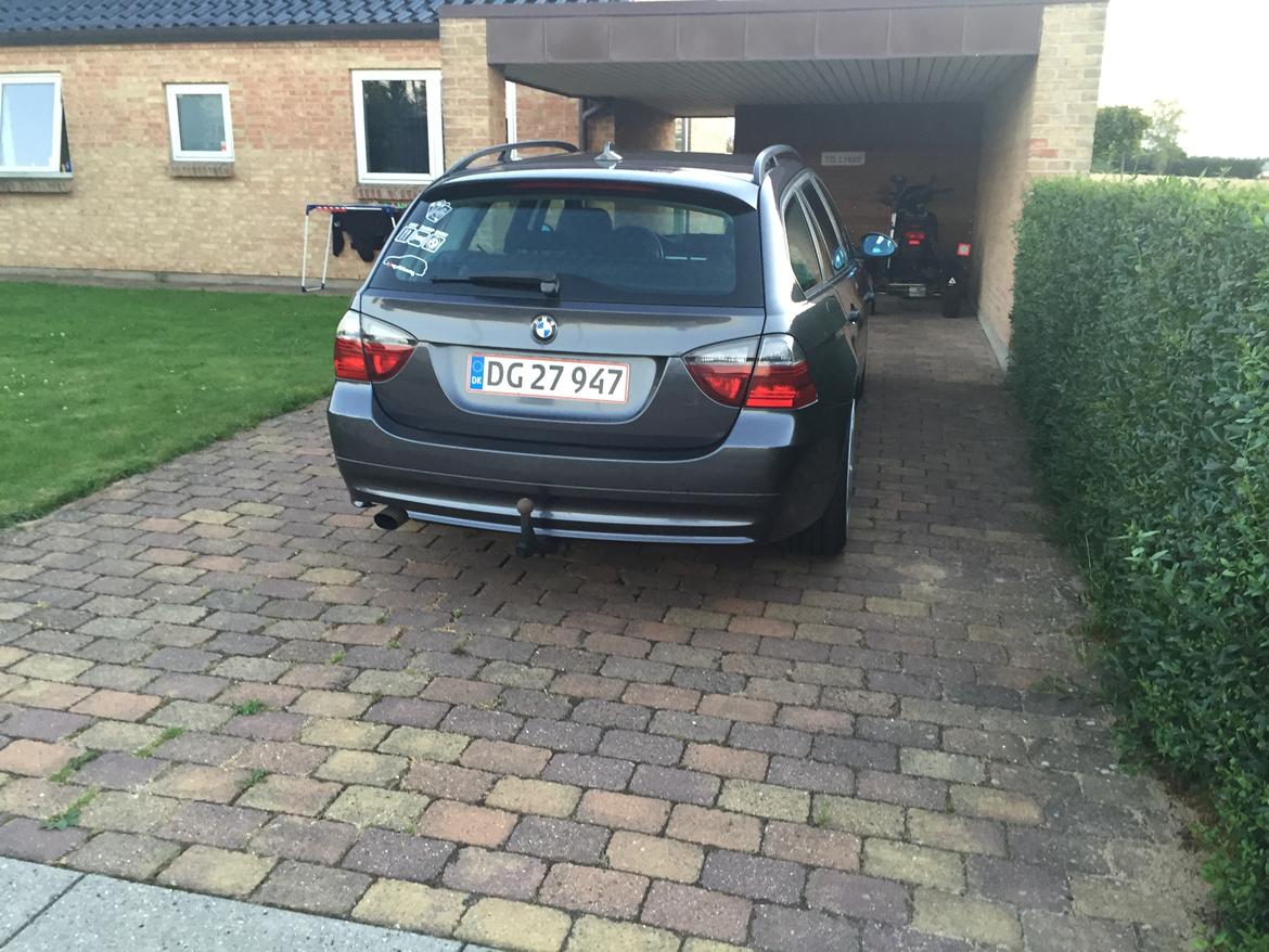 BMW E91 320d *SOLGT* billede 5