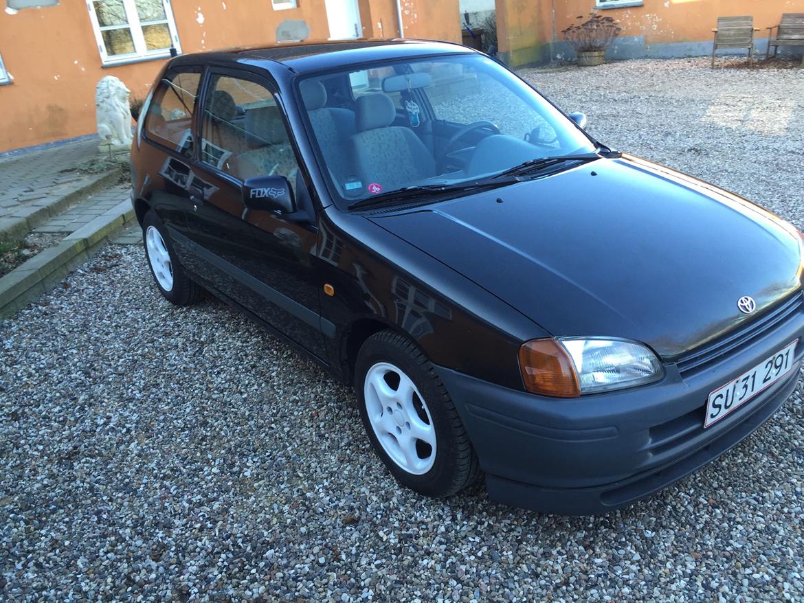 Toyota Starlet 1.3 Benzin billede 4