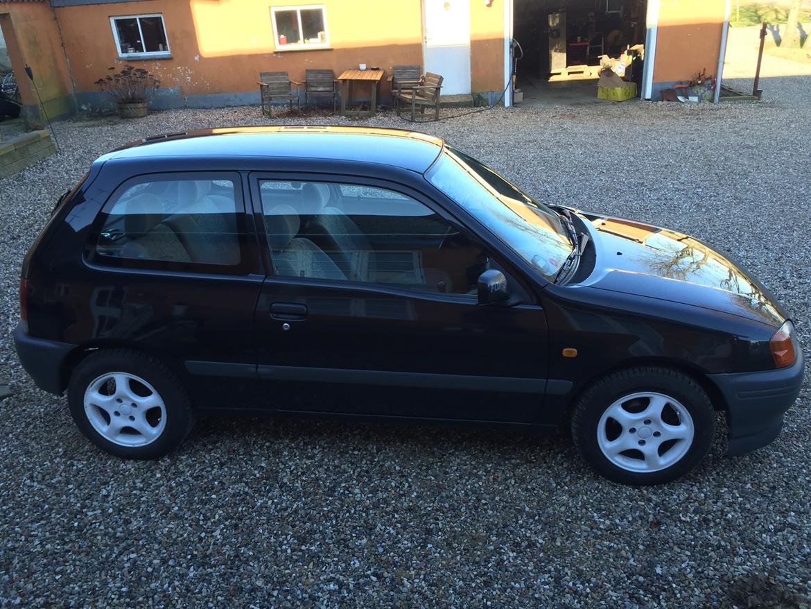 Toyota Starlet 1.3 Benzin billede 5