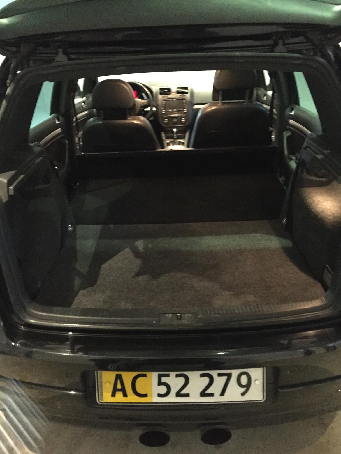 VW Golf V R32 billede 16