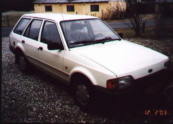 Ford Escort 1,8D ~ 1990 ~ Solgt billede 1