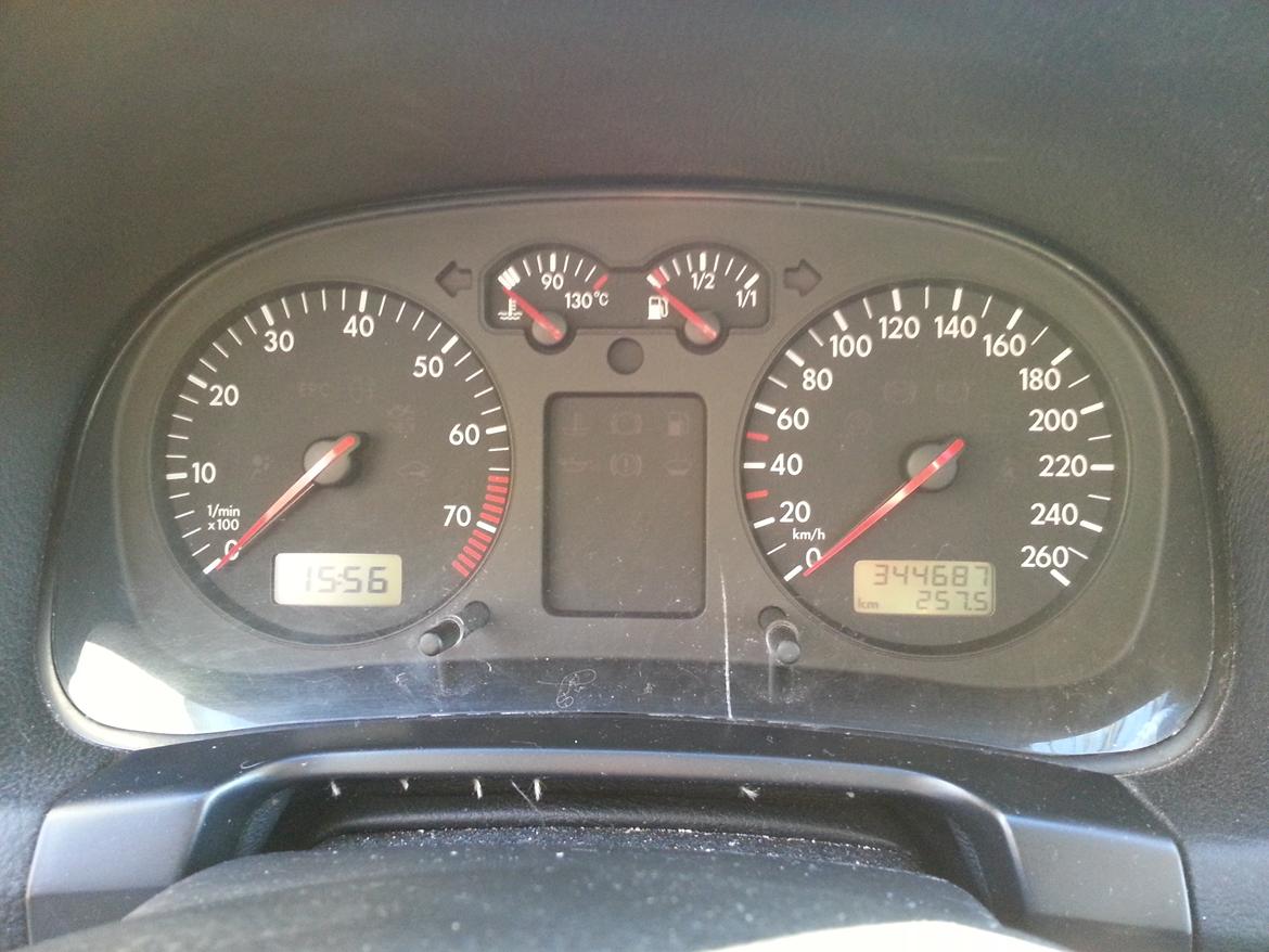 VW GOLF IV (1J1) billede 16