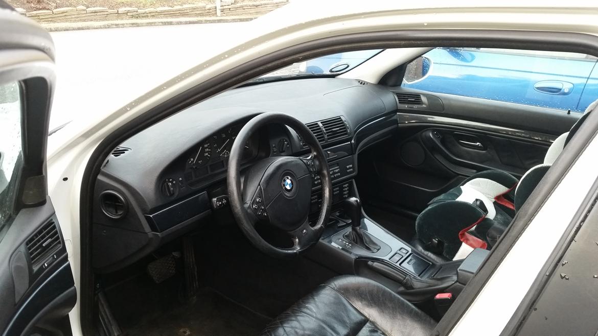 BMW E39 - Solgt billede 15