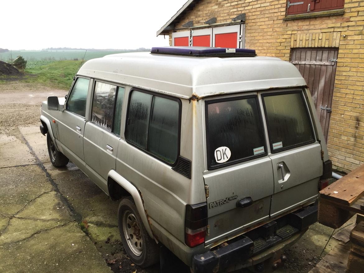 Nissan Patrol MK260 10 personers bus billede 2