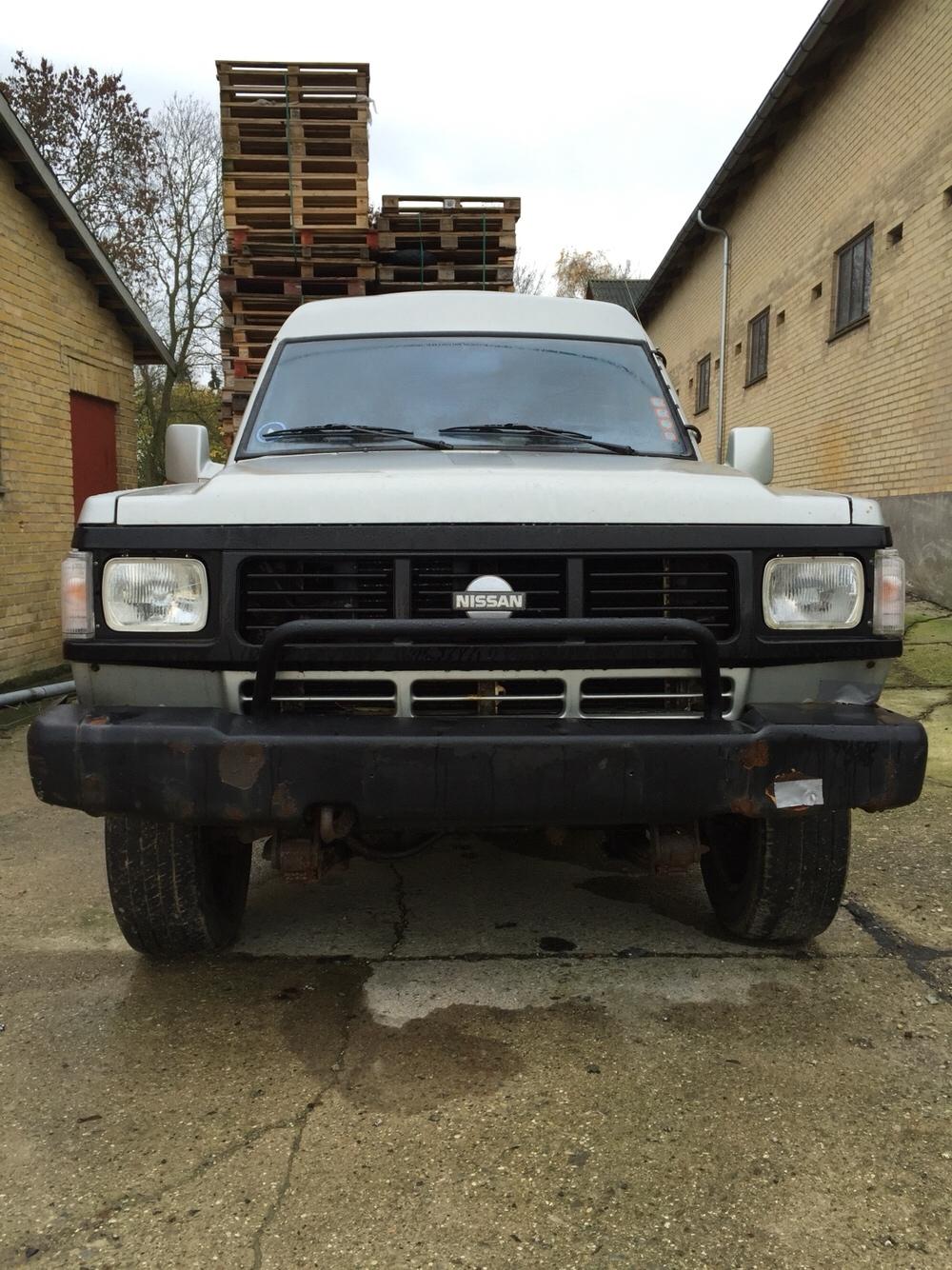 Nissan Patrol MK260 10 personers bus billede 3