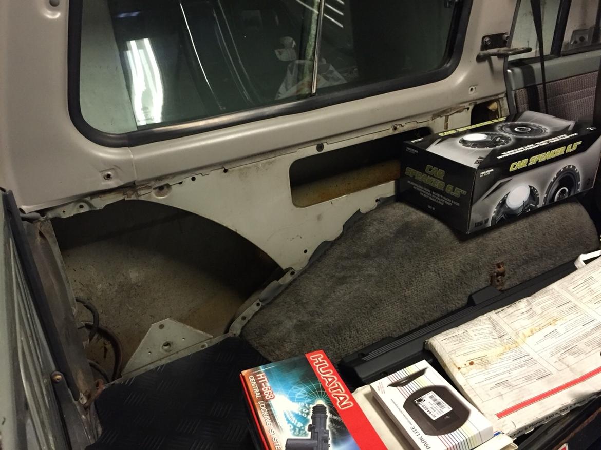 Nissan Patrol MK260 10 personers bus billede 15